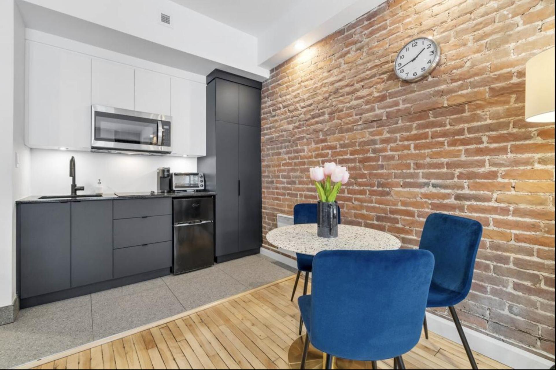 Appartement Initial / Tresor / Centre-ville De *